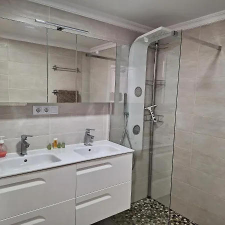 Apartment Solaris - Refurbished, Floor, Sea Views *